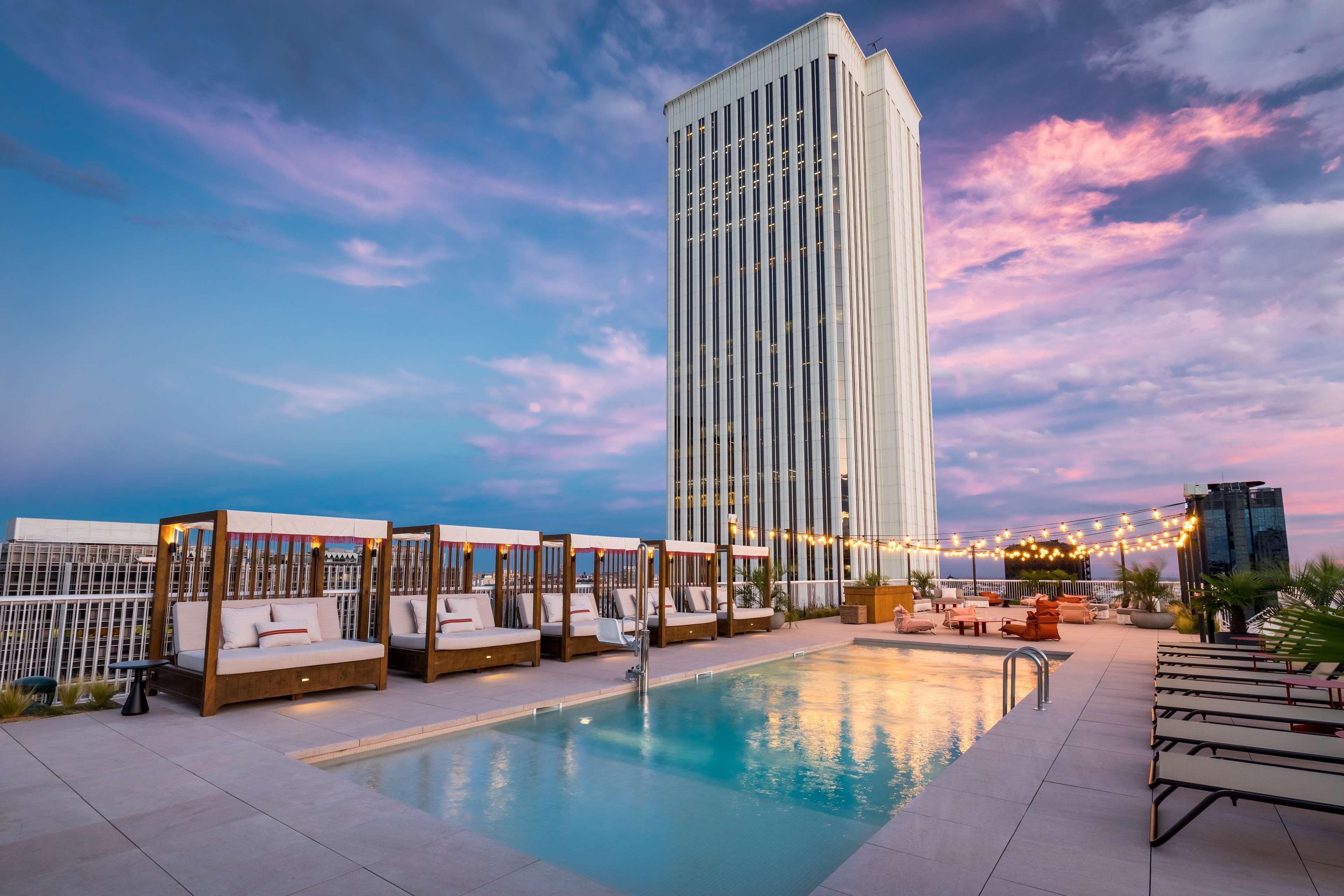 Canopy By Hilton Madrid Castellana Hotel Buitenkant foto